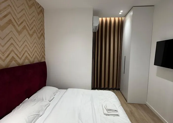 Appartamento Adore Blloku *