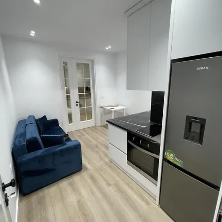 Adore Blloku * Tirana